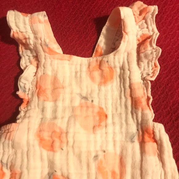 🍑SOLD!🍑 Angel Dear 12-18 mo peaches snap romper - Picture 2 of 6